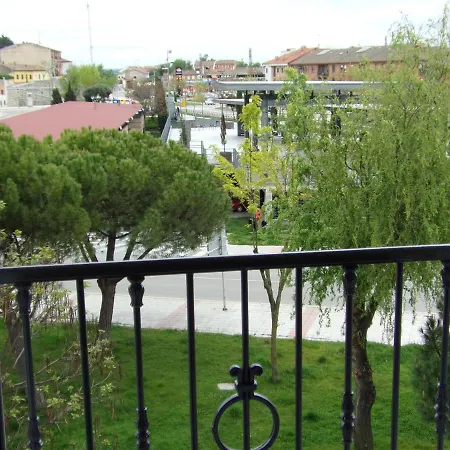 Real De Castilla Ii Hotel 2*