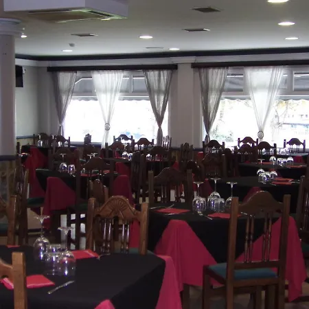 Hotel Real De Castilla Ii 2*